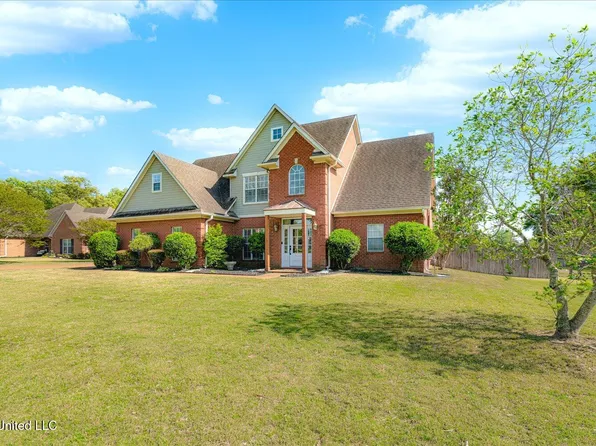 3357 Shadow Moss Cv, Nesbit, MS 38651