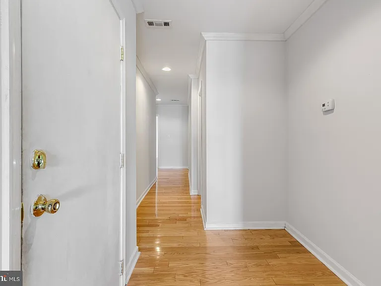 2024 Ridge Ave #2 — Photo 6