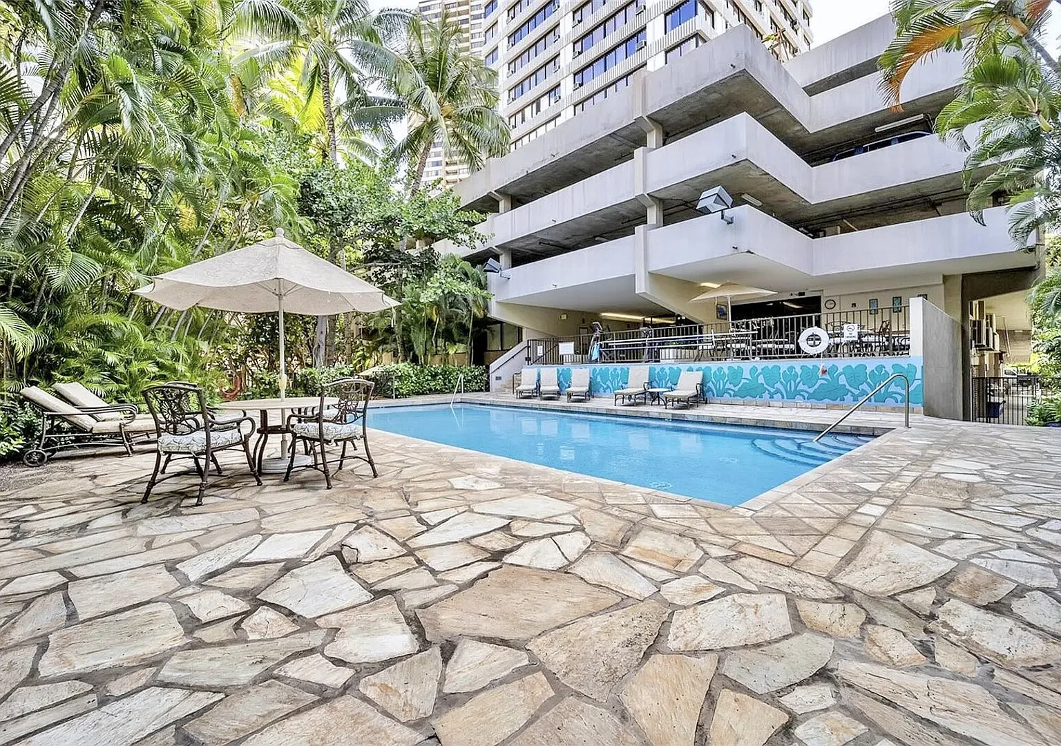 Ocean and City View! 2 BD w/AC, Parking, & Kitchen — Photo 1