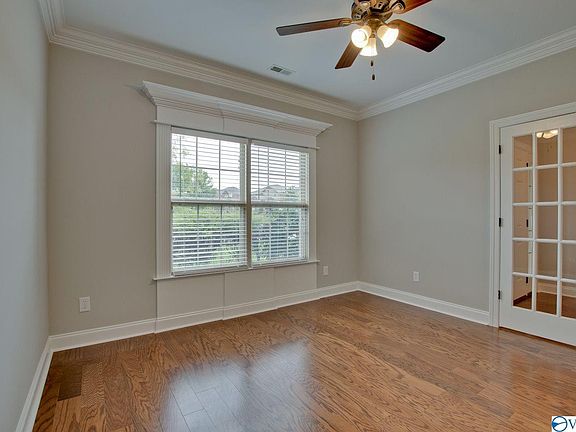 4th image of 7536 Parktrace Ln SE