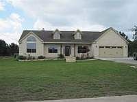 1st image of 221 Circle Oaks Dr