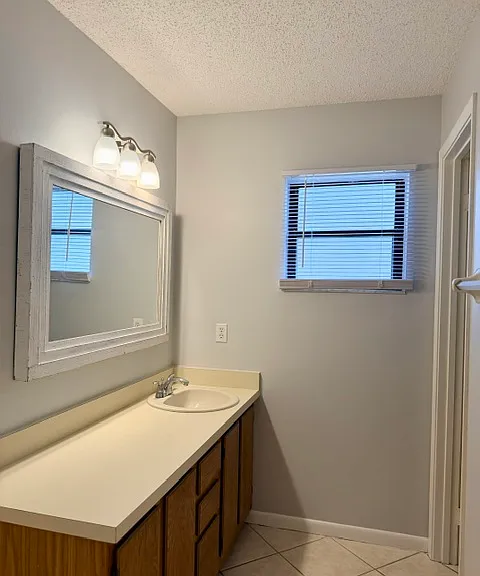 5627 Greatpine Ln N — Photo 14