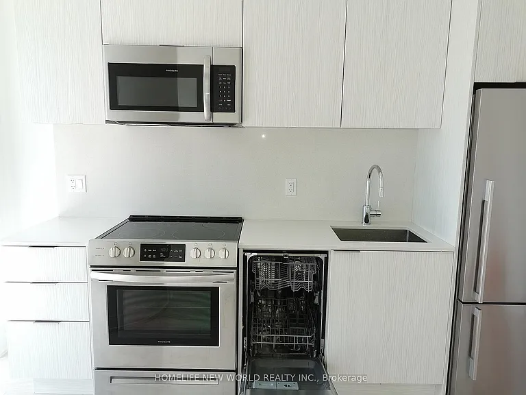 25 Richmond St E #2506 — Photo 23
