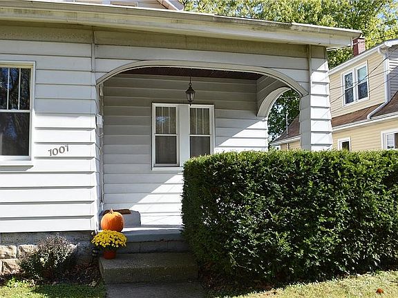 5th image of 1001 Marshall Dr