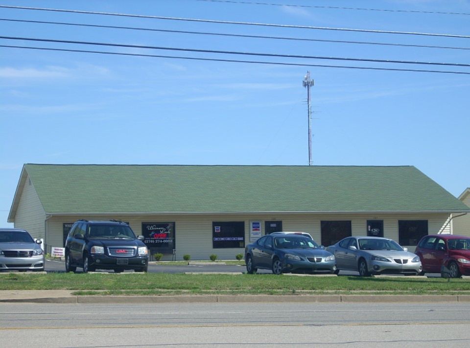 2nd image of 1377 N Main St