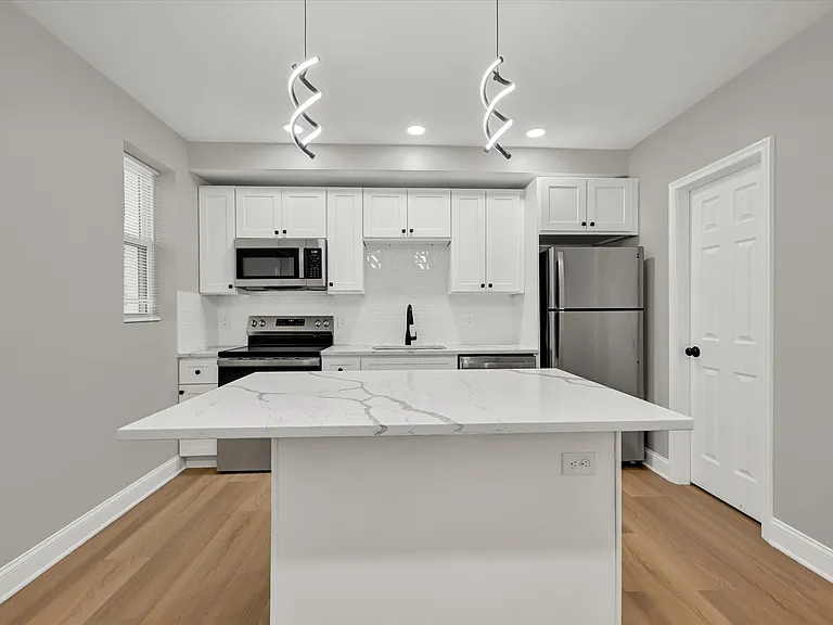 3726 Beehler Ave #1 — Photo 9