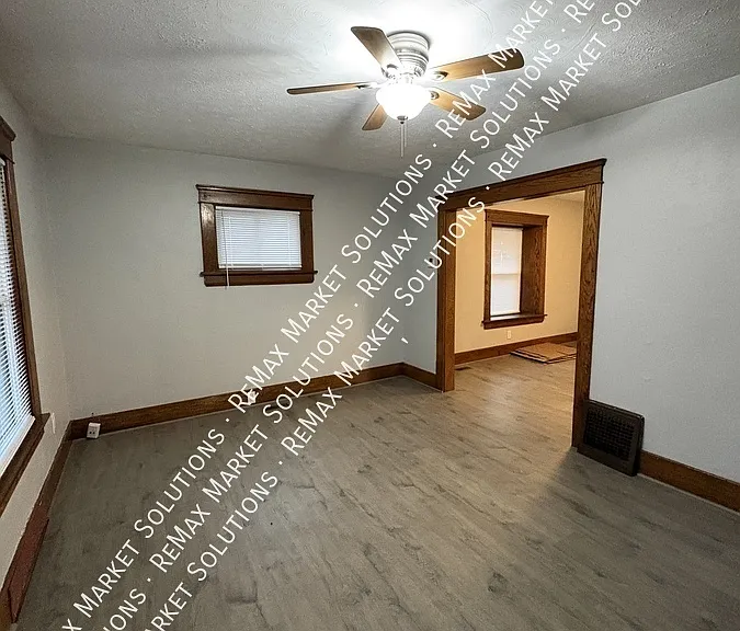 979 Neptune Ave — Photo 12