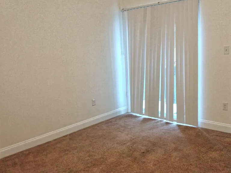2032 Jefferson St #1 — Photo 12