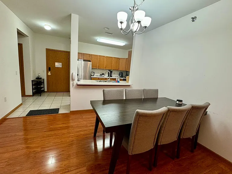 301 Harbour Town Dr #307 — Photo 3