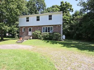 317 Oronoke Rd, Waterbury, CT 06708