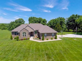 2055 W Dripping Springs Rd, Columbia, MO 65202
