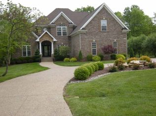 1301 Persimmon Ridge Dr, Louisville, KY 40245