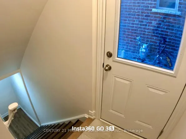 13 Junior Rd #Basement, Brampton, ON L7A 5J4