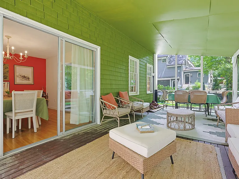 12 Carriage Dr — Photo 11