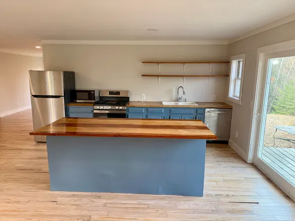 1957 Sterling Valley Rd #2, Morrisville, VT 05661