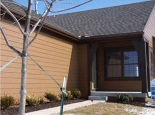 15807 Lowell Ln, Overland Park, KS 66223