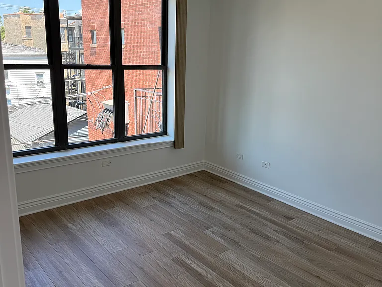 3300 W Irving Park Rd #L3 — Photo 7