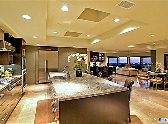 5th image of 1015 Goldenrod Ave