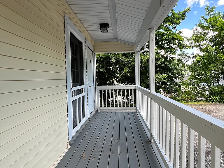 27 Prospect St #1 — Photo 2