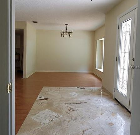 4th image of 9206 Regents Park Dr