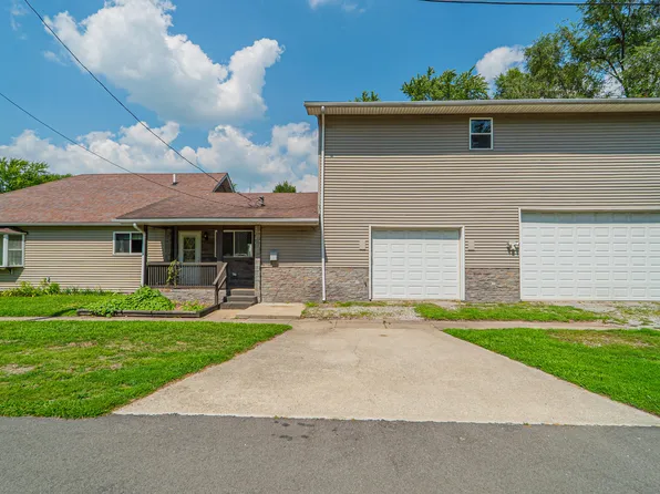 23713 Euclid St, Schneider, IN 46376