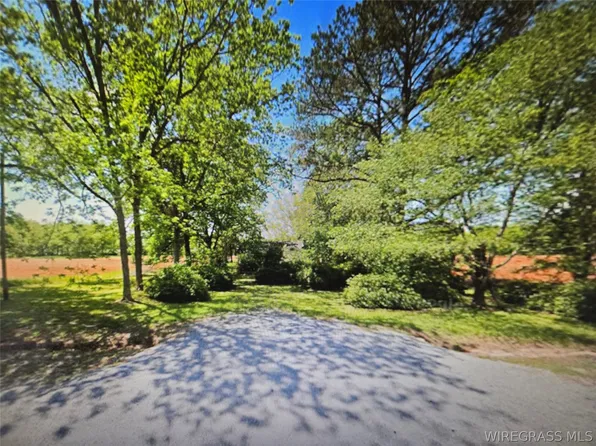 11166 Luverne Hwy, Greenville, AL 36037
