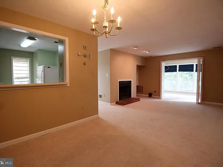10118 Oakton Terrace Rd #10118 — Photo 11