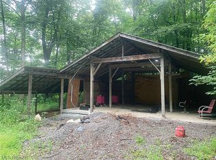 47575 State Route 14, New Waterford, OH 44445
