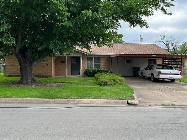 1908 SE 11th St, Mineral Wells, TX 76067