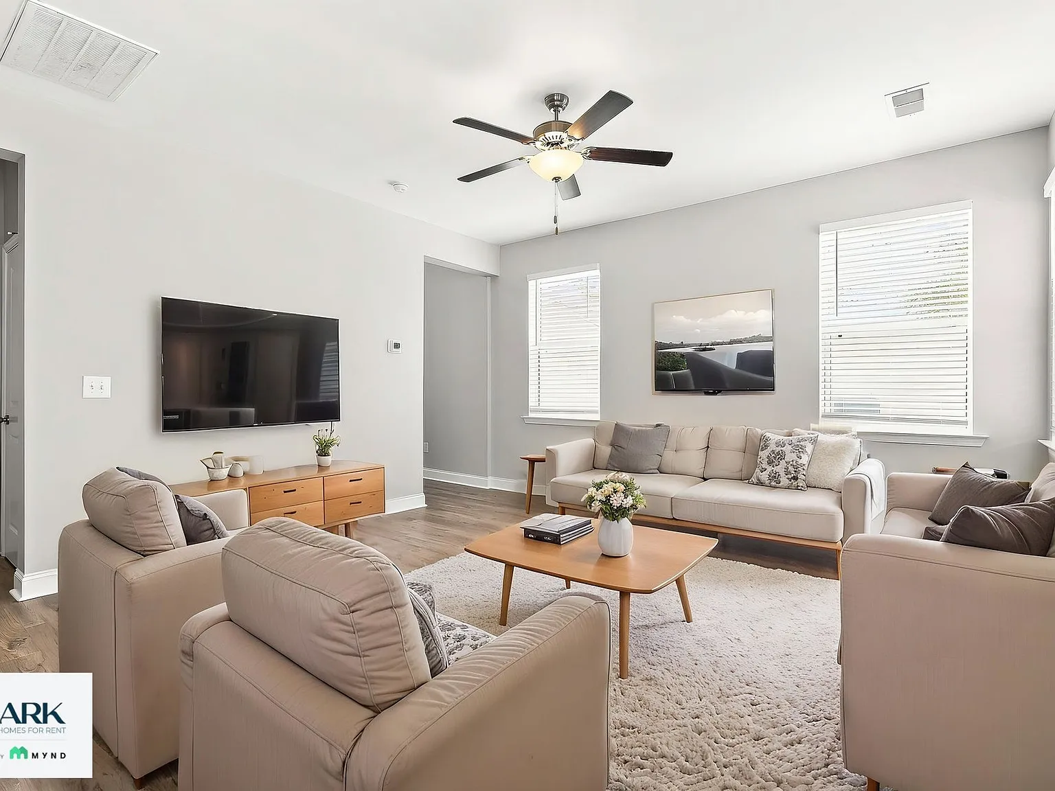 3 bed, 2.5 bath, 1594 sqft, $1,874 — Photo 2
