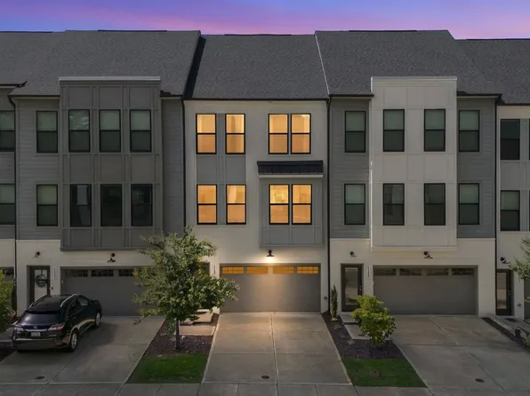 1133 Kiernan Grove Ln, Cary, NC 27519
