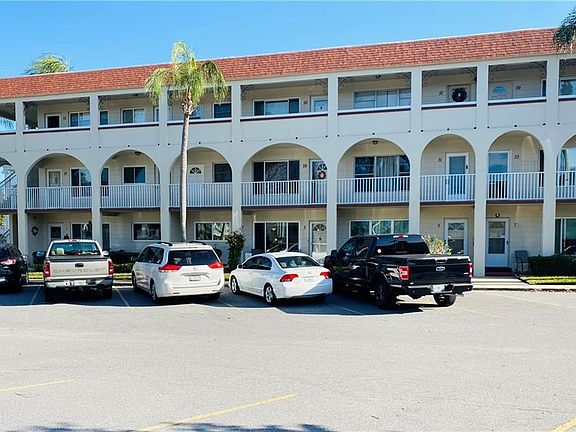 2nd image of 2433 Brazilia Dr APT 3