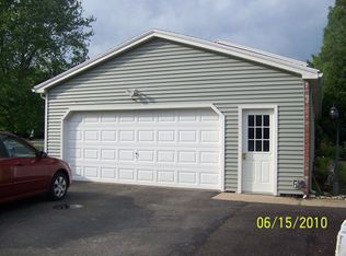 675 Clevenger Rd, Ontario, NY 14519