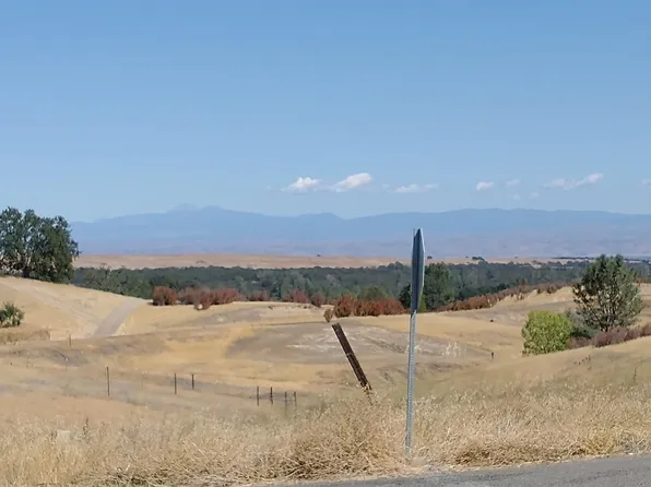17164 Wagon Wheel Dr, Corning, CA 96021
