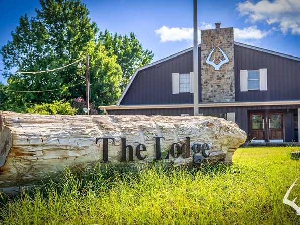 205 S Wheeler Ave, Colmesneil, TX 75938