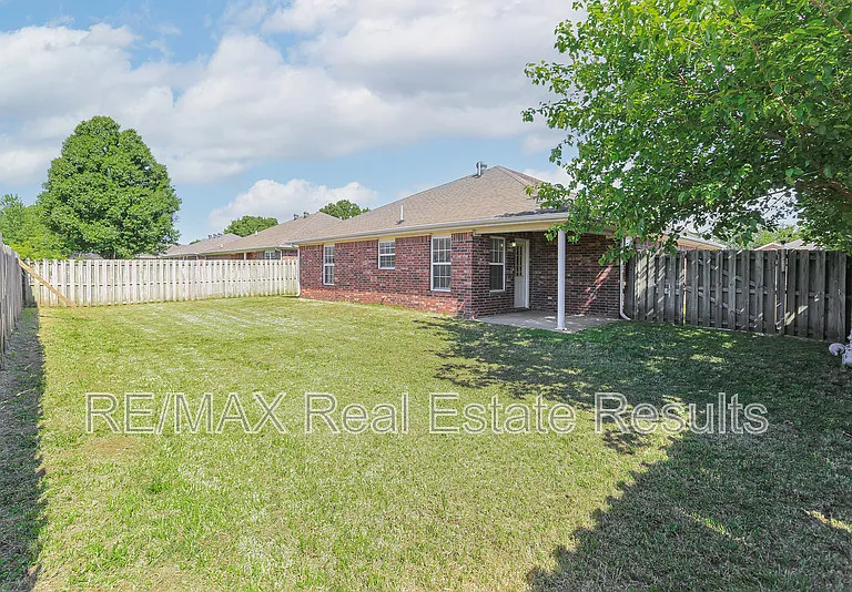 3703 SW Carriageway Ave — Photo 28