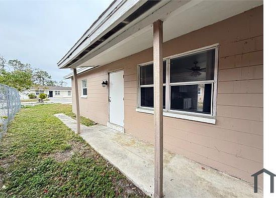 1st image of 5645 7th Ave