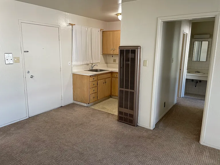 2033 Haste Street — Photo 29