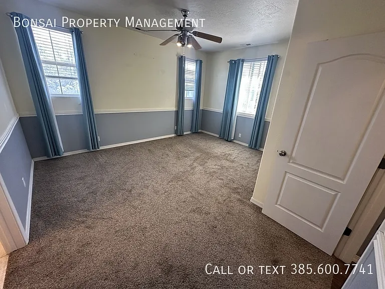 3854 W Garonne Ave — Photo 10