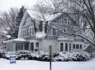 1602 W 3rd St, Waterloo, IA 50701