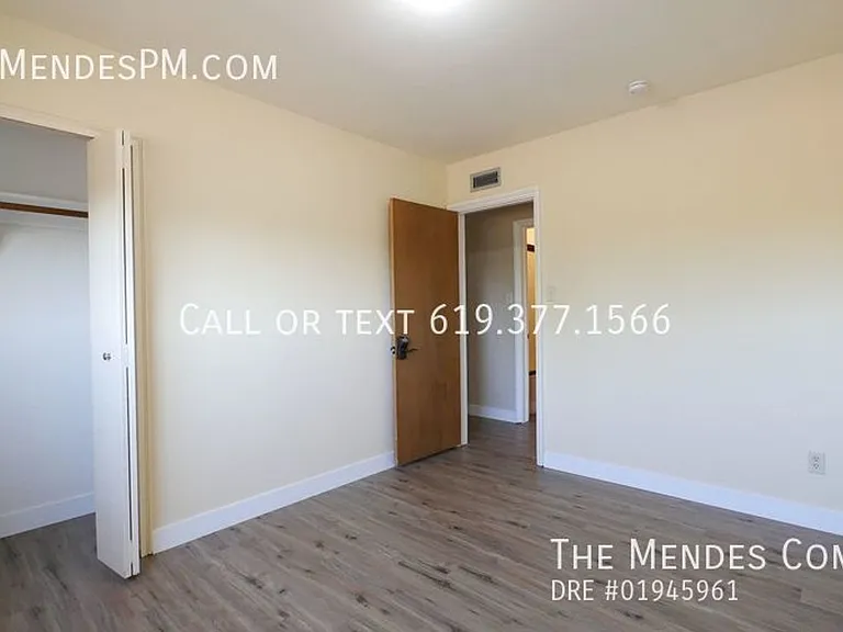 College Rental on 54th St. — Photo 25