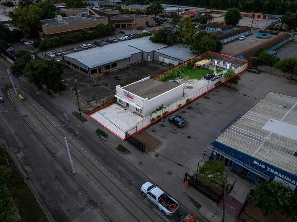 7016 Harrisburg Blvd, Houston, TX 77011