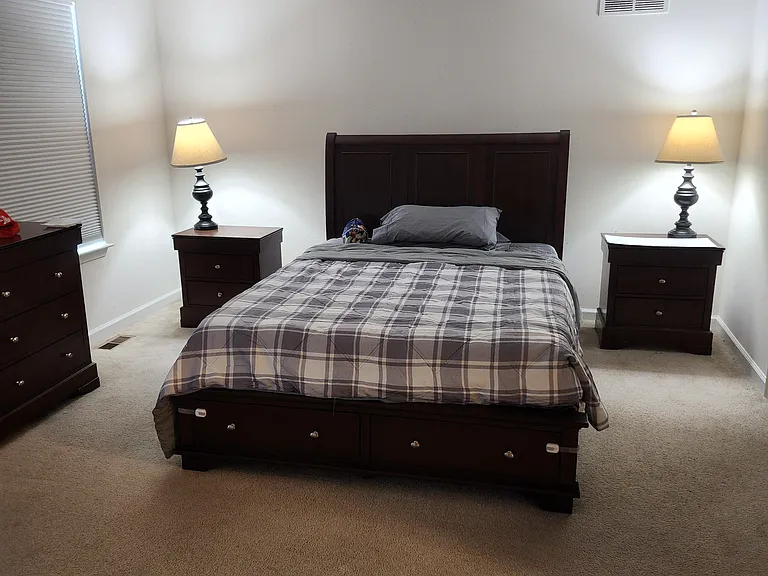 628 Jacobsen Cir — Photo 2
