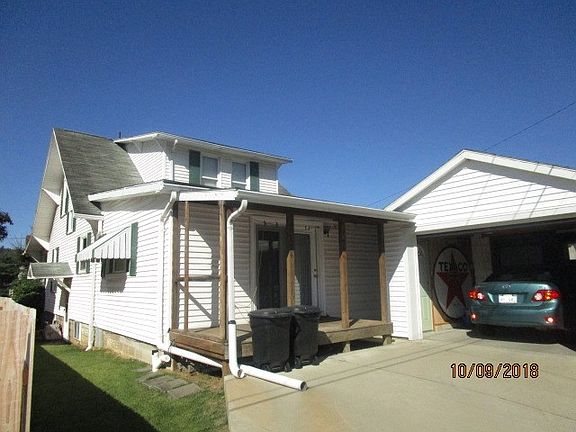 2nd image of 653 4th St