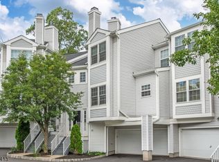 1507 Riveredge Ln, Whippany, NJ 07981