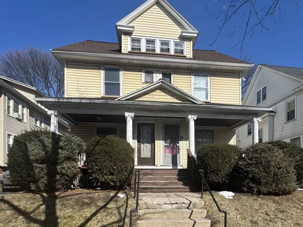 386 Hazelwood Ter #384, Rochester, NY 14609