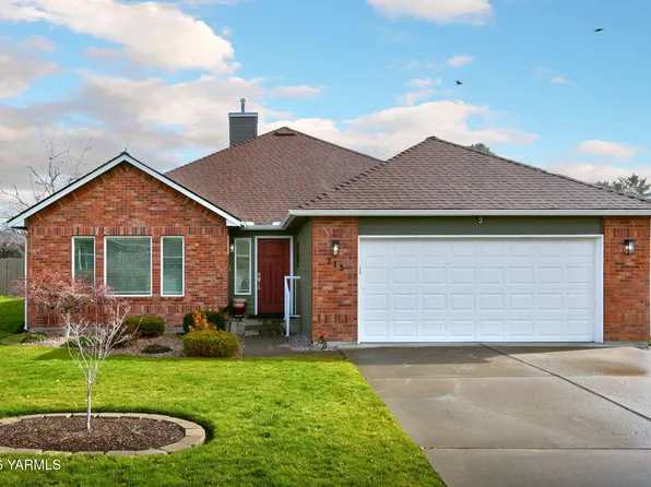 213 S 70th Ave, Yakima, WA 98908