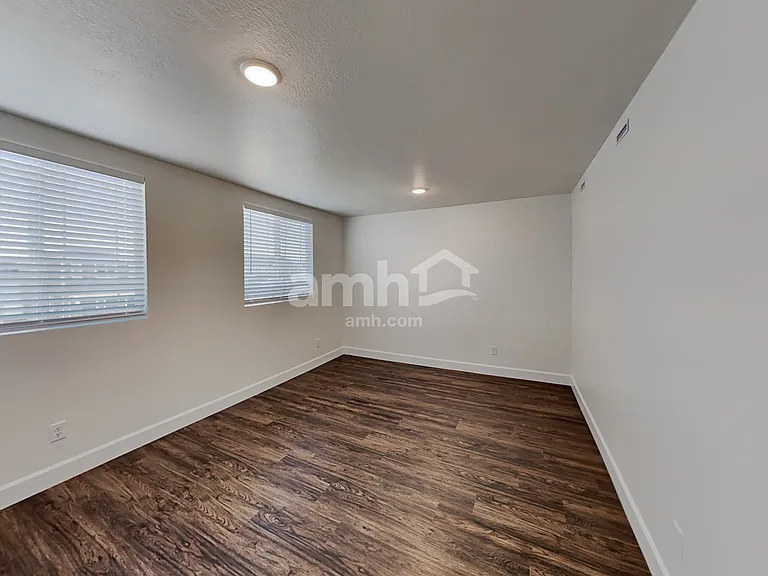 2634 W 3340 S — Photo 20