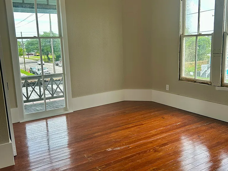 3423 Avenue N N #1 — Photo 5