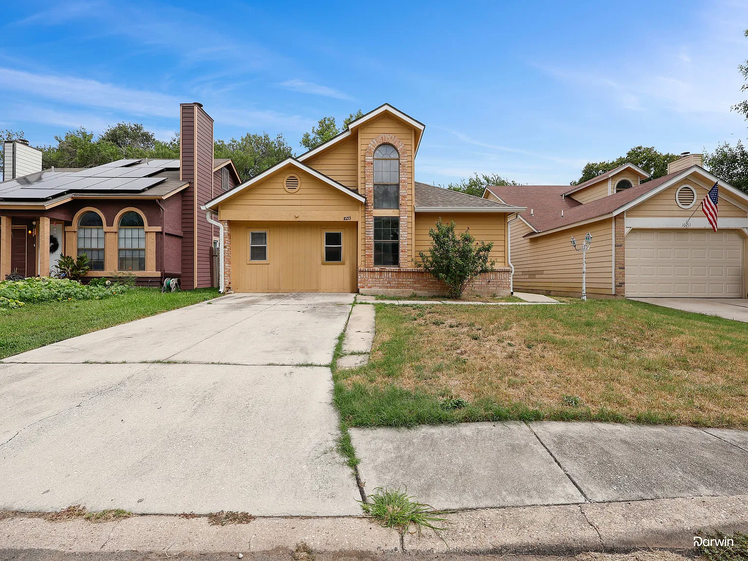 3 bed, 2.0 bath, 1270 sqft, $1,415 — Photo 1